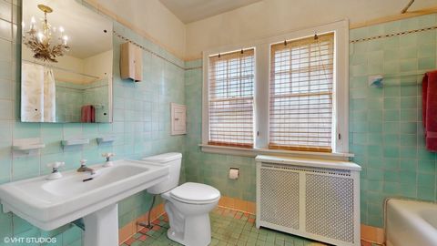 Tiny photo for 1009 N Oak Park Avenue, Oak Park, IL 60302 (MLS # 12494423)