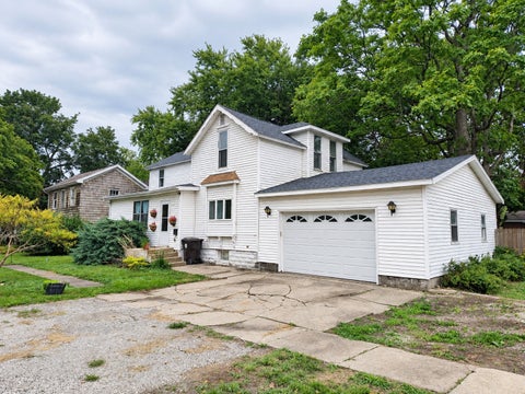 Photo of 617 S Macon Street, Bement, IL 61813 (MLS # 12760465)