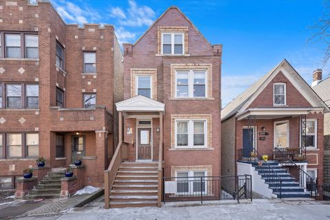 2215 W Medill Avenue Chicago IL 60647
