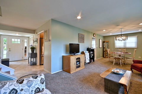 Tiny photo for 20W581 Glen Court, Lombard, IL 60148 (MLS # 12769527)