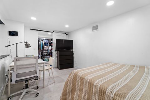 Tiny photo for 40 N TOWER Road #1E, Oak Brook, IL 60523 (MLS # 12492110)