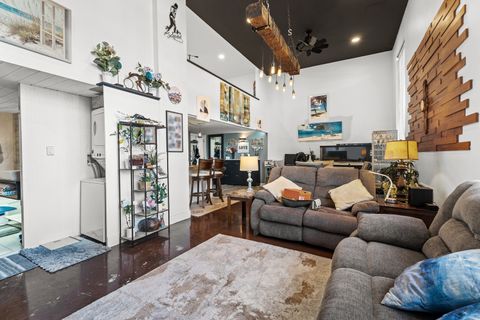 Tiny photo for 40 N TOWER Road #1E, Oak Brook, IL 60523 (MLS # 12492110)