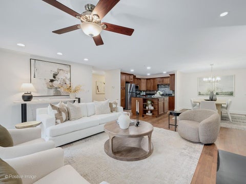 Tiny photo for 1 Oak Brook Club Drive #A310, Oak Brook, IL 60523 (MLS # 12749348)