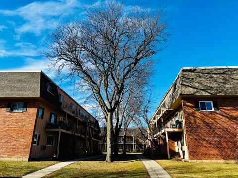 Tiny photo for 2408 Algonquin Road #3, Rolling Meadows, IL 60008 (MLS # 12548625)