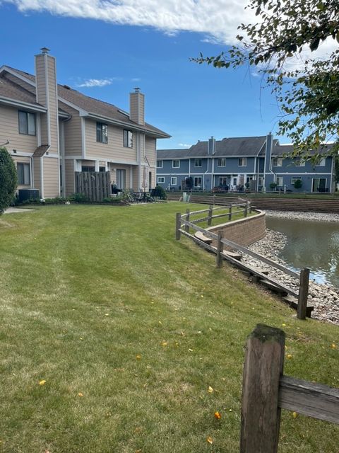 Tiny photo for 194 N Clare Court, Wood Dale, IL 60191 (MLS # 12545260)