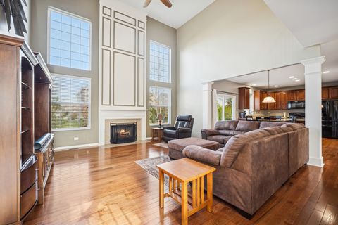 Tiny photo for 4021 Stratford Lane, Carpentersville, IL 60110 (MLS # 12499686)