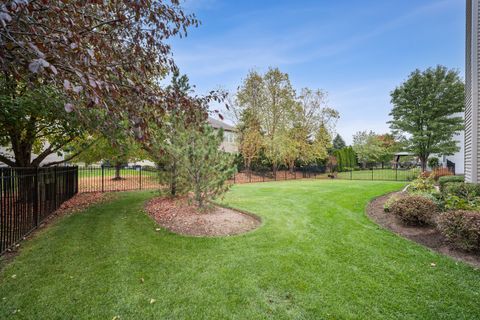 Tiny photo for 4021 Stratford Lane, Carpentersville, IL 60110 (MLS # 12499686)