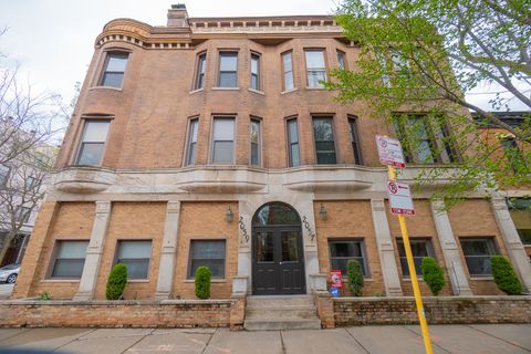 2057 N Seminary Avenue 1B Chicago IL 60614