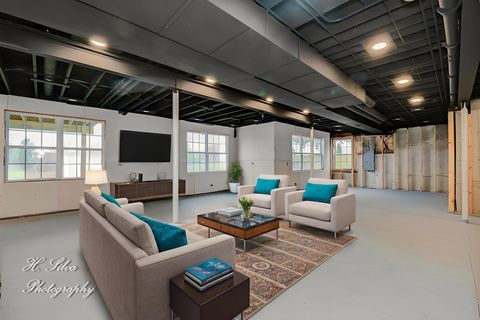 Tiny photo for 533 Nunda Trail, Crystal Lake, IL 60012 (MLS # 12521066)