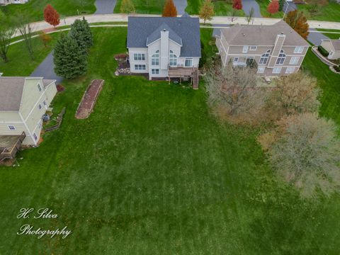 Tiny photo for 533 Nunda Trail, Crystal Lake, IL 60012 (MLS # 12521066)