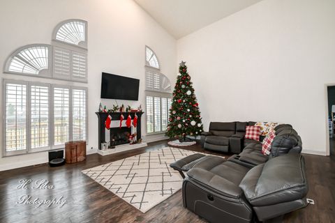 Tiny photo for 533 Nunda Trail, Crystal Lake, IL 60012 (MLS # 12521066)