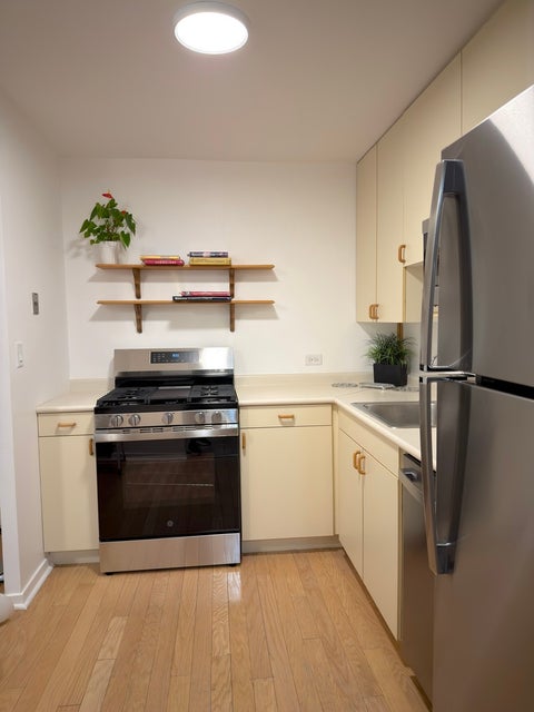 Tiny photo for 1960 N Lincoln Park West PARK #2601, Chicago, IL 60614 (MLS # 12774898)