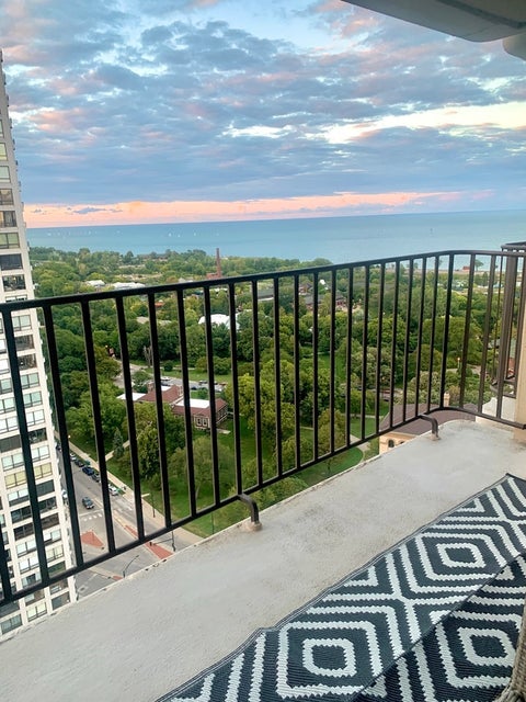 Tiny photo for 1960 N Lincoln Park West PARK #2601, Chicago, IL 60614 (MLS # 12774898)