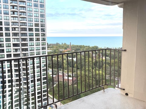 Tiny photo for 1960 N Lincoln Park West PARK #2601, Chicago, IL 60614 (MLS # 12774898)