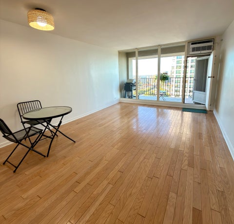 Tiny photo for 1960 N Lincoln Park West PARK #2601, Chicago, IL 60614 (MLS # 12774898)