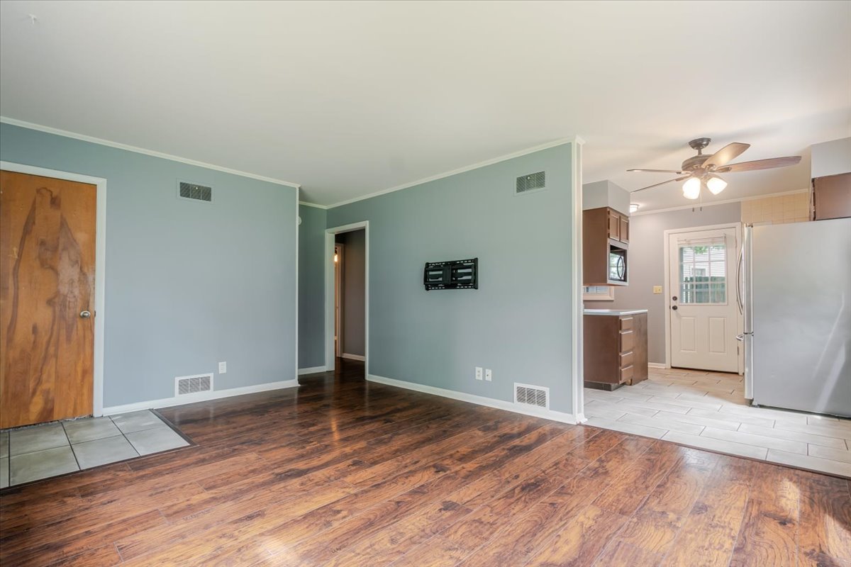 307 Meadows Avenue