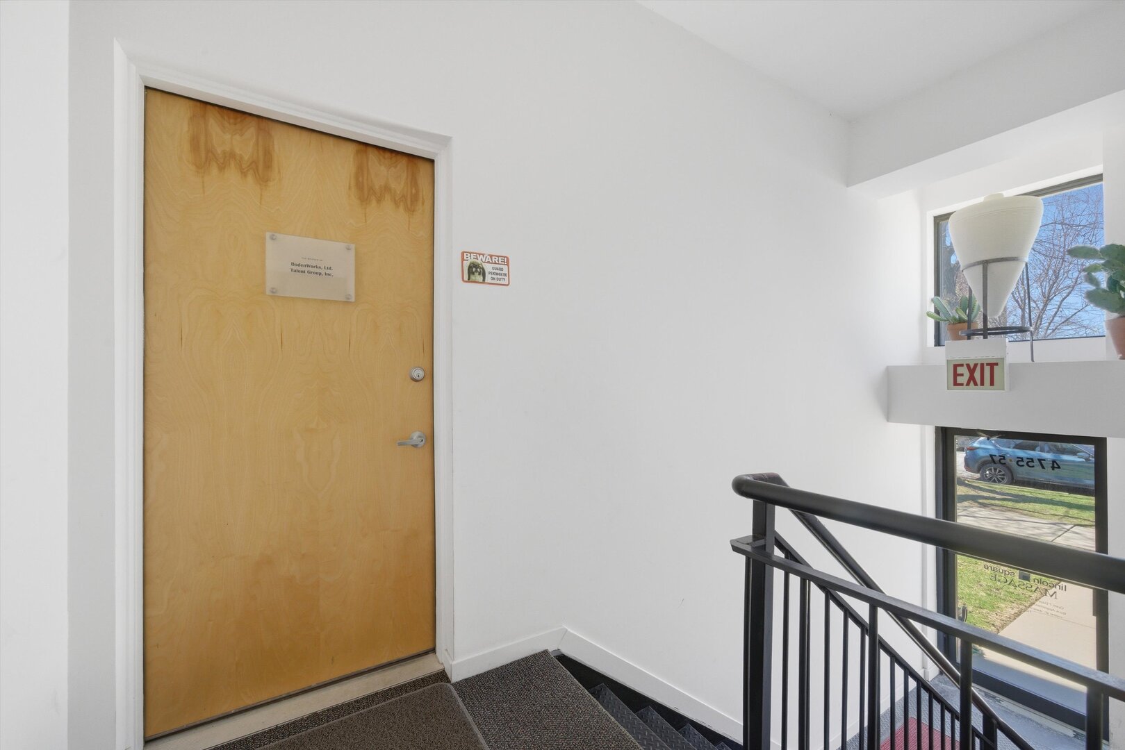 1733 W Lawrence Avenue CU2