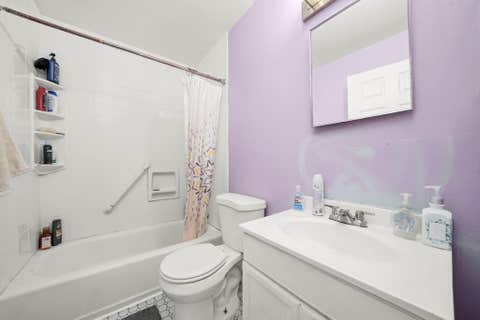 Tiny photo for 304 Sutherland Lane, Bloomingdale, IL 60108 (MLS # 12716865)