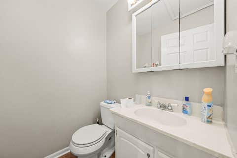 Tiny photo for 304 Sutherland Lane, Bloomingdale, IL 60108 (MLS # 12716865)