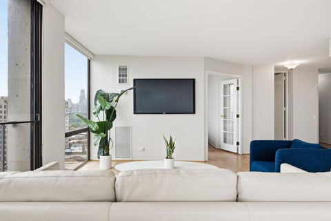 Tiny photo for 345 W Fullerton Parkway #1701, Chicago, IL 60614 (MLS # 12785982)
