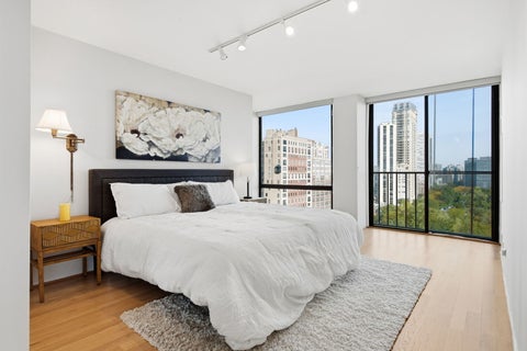 Tiny photo for 345 W Fullerton Parkway #1701, Chicago, IL 60614 (MLS # 12785982)