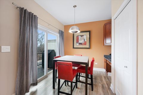 Tiny photo for 1401 S Fairfield Avenue, Lombard, IL 60148 (MLS # 12588572)