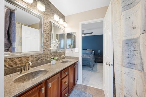 Tiny photo for 1401 S Fairfield Avenue, Lombard, IL 60148 (MLS # 12588572)