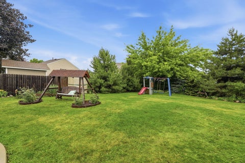 Tiny photo for 10 Washington Court, Streamwood, IL 60107 (MLS # 12681162)