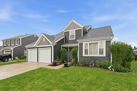 Photo of 10 Washington Court, Streamwood, IL 60107 (MLS # 12681162)