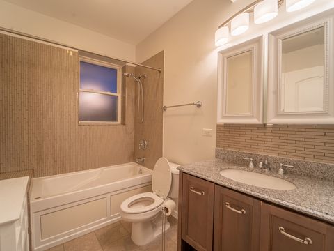 Tiny photo for 6752 S CLYDE Avenue #3, Chicago, IL 60649 (MLS # 12564447)