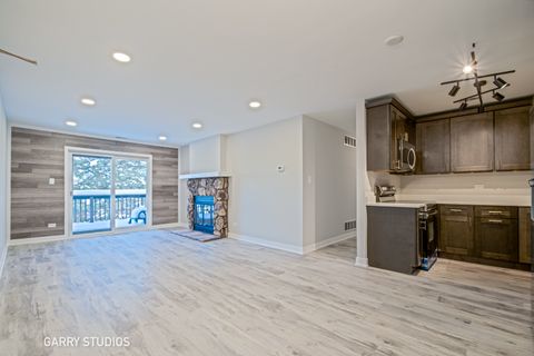 Tiny photo for 1460 STONEBRIDGE Circle #G9, Wheaton, IL 60189 (MLS # 12406644)