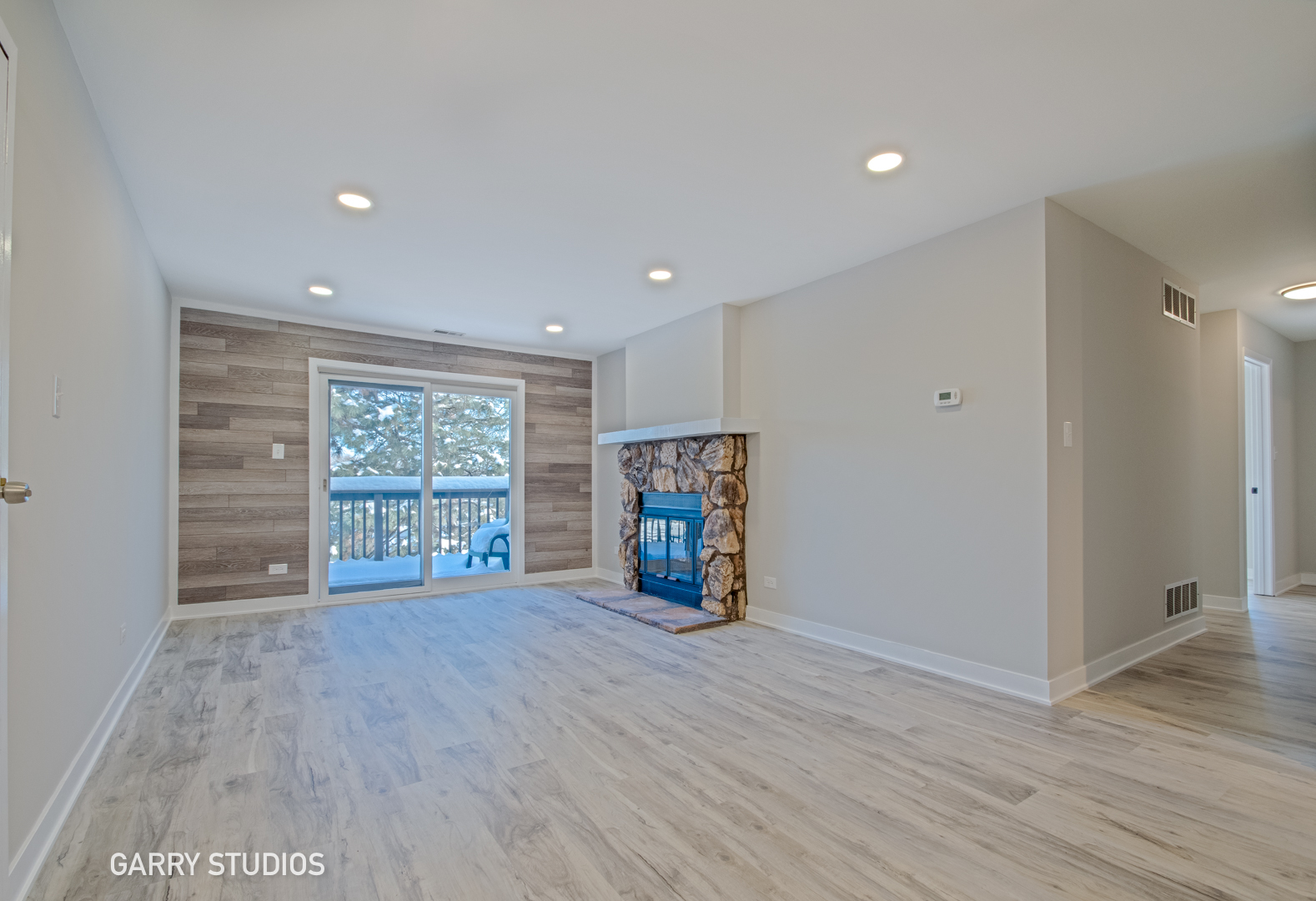 1460 STONEBRIDGE Circle G9