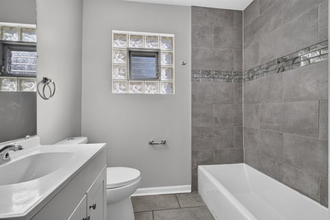 Tiny photo for 15711 Whipple Avenue, Markham, IL 60428 (MLS # 12792227)