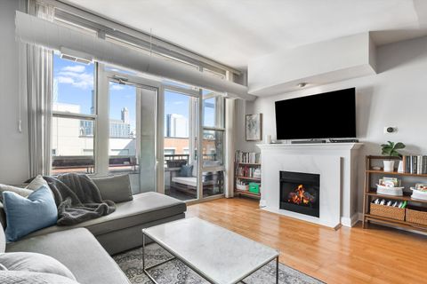 Tiny photo for 1001 W Madison Street #713, Chicago, IL 60607 (MLS # 12485444)