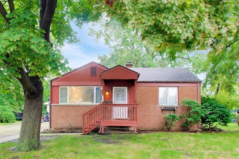 Photo of 2183 LAURA Lane, Des Plaines, IL 60018 (MLS # 12785480)