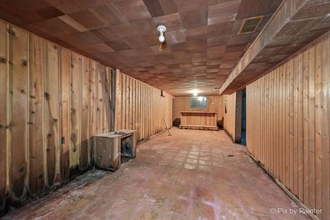 Tiny photo for 2306 S Central Avenue, Rockford, IL 61102 (MLS # 12504317)