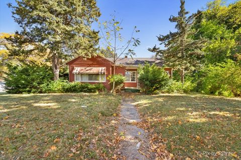 Tiny photo for 2306 S Central Avenue, Rockford, IL 61102 (MLS # 12504317)