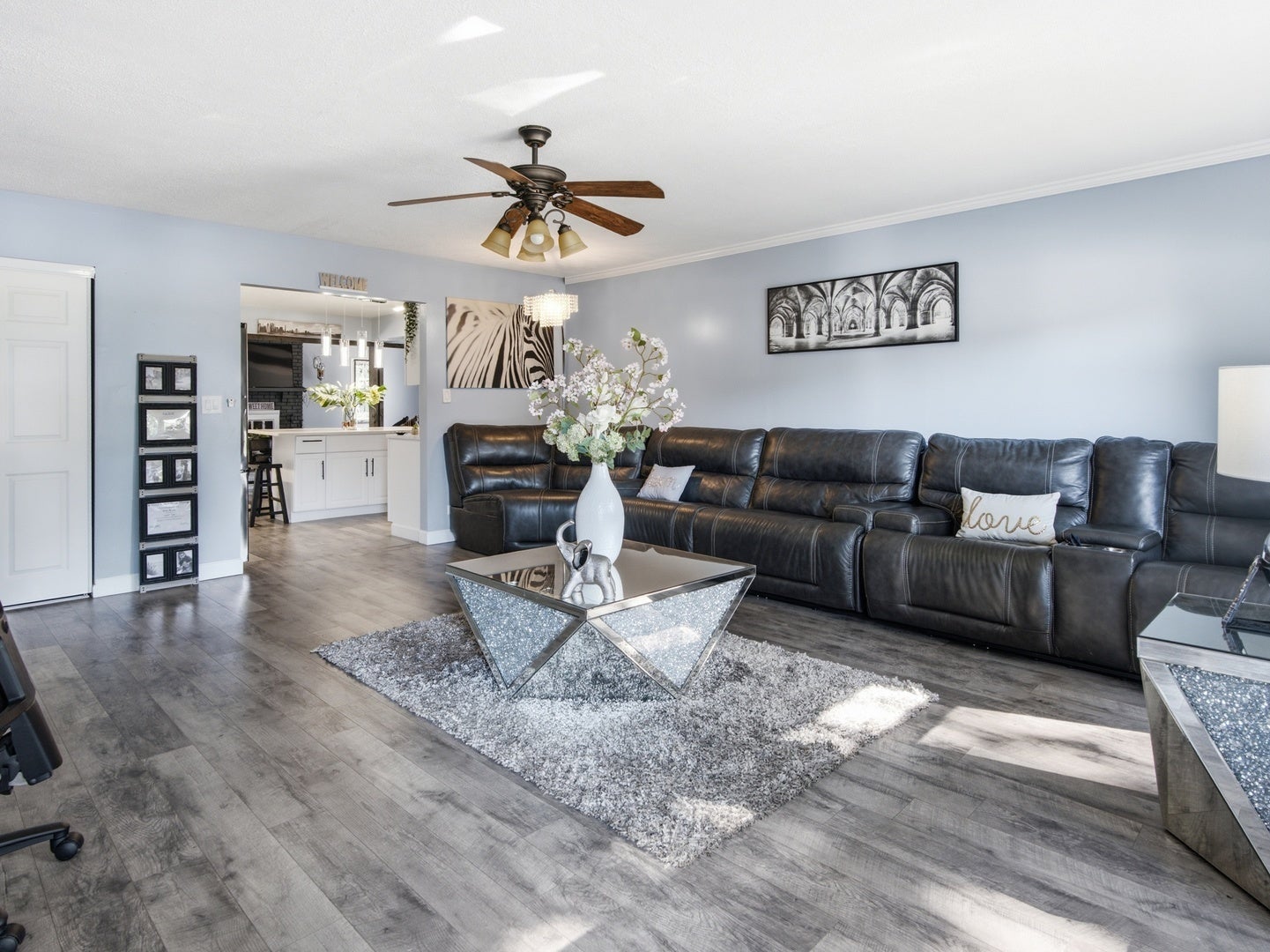 7927 Sherwood Circle