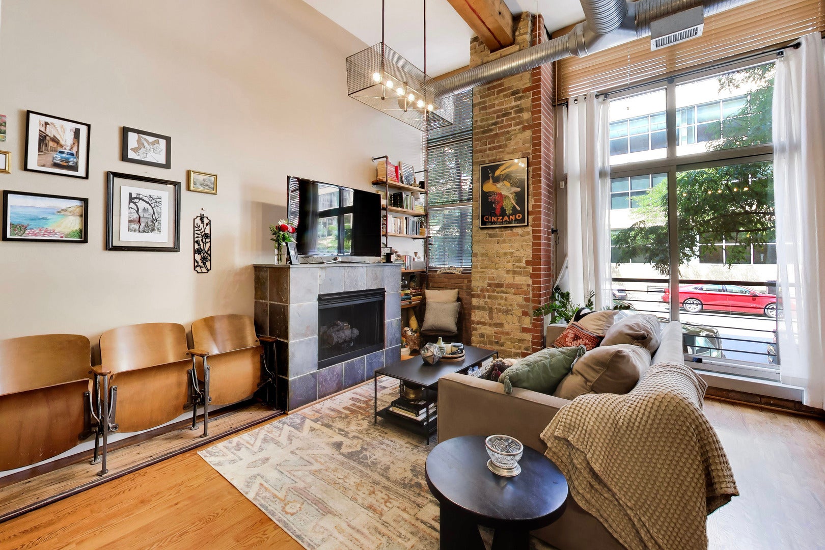 417 S Jefferson Street 102B