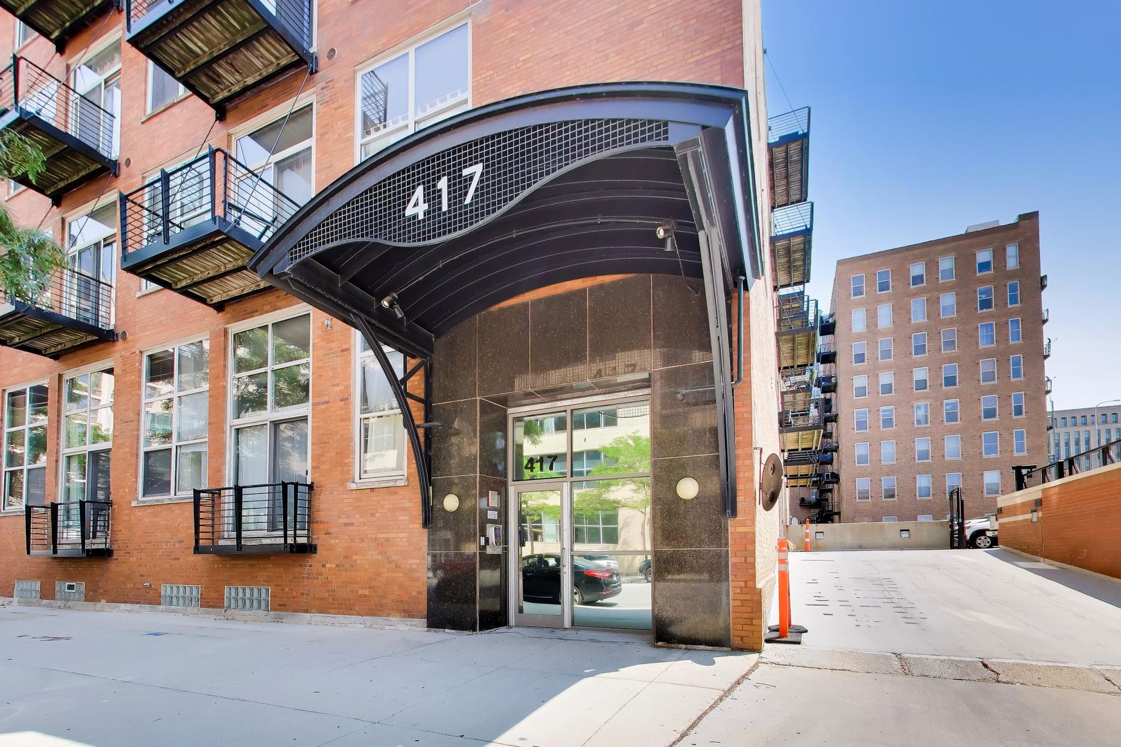 417 S Jefferson Street 102B