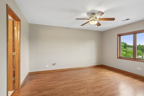 Tiny photo for 14011 Norwich Lane #303, Orland Park, IL 60467 (MLS # 12715572)