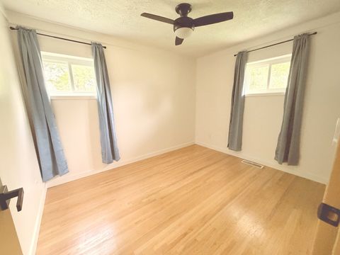 Tiny photo for 1 Cottonwood Street, Bloomington, IL 61701 (MLS # 12629674)