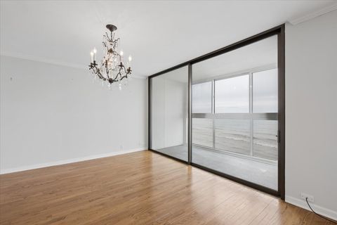 Tiny photo for 1500 Sheridan Road #6H, Wilmette, IL 60091 (MLS # 12595775)