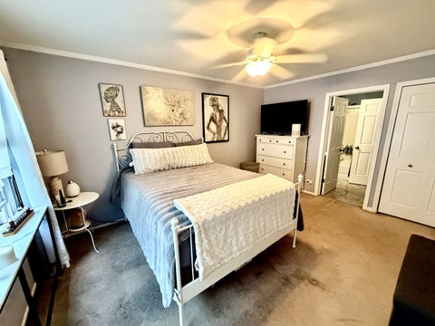Tiny photo for 228 N Walnut Lane, Schaumburg, IL 60194 (MLS # 12773079)