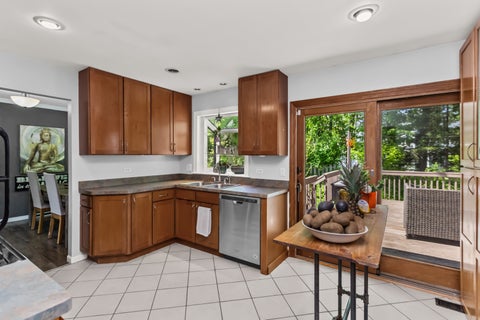 Tiny photo for 228 N Walnut Lane, Schaumburg, IL 60194 (MLS # 12773079)