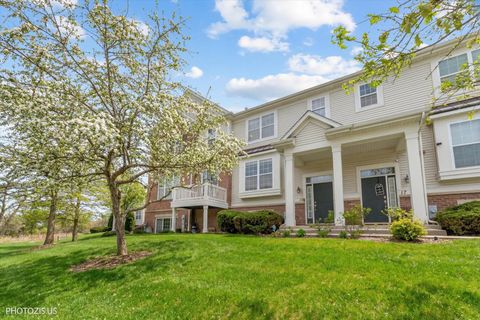 Photo of 15 E WILLOW Road, Wheeling, IL 60090 (MLS # 12546112)