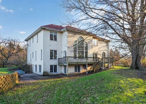 Tiny photo for 2113 Elgin Road, Barrington, IL 60010 (MLS # 12625297)