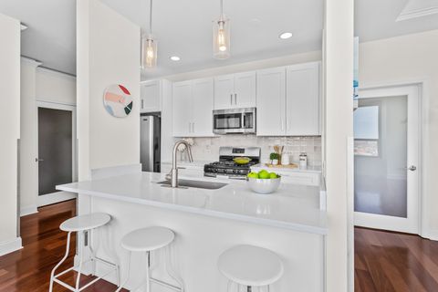 Tiny photo for 400 W Ontario Street #1701, Chicago, IL 60654 (MLS # 12615511)