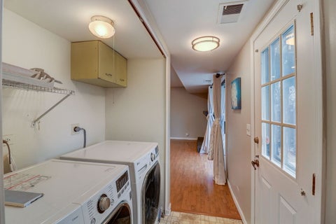 Tiny photo for 917 Burgess Circle, Buffalo Grove, IL 60089 (MLS # 12741524)