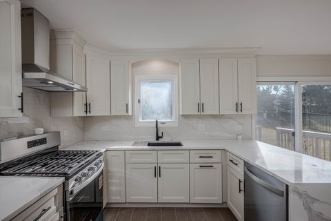 Tiny photo for 441 Wheeler Drive, Lemont, IL 60439 (MLS # 12563474)